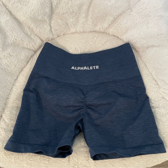 Alphalete Amplify Short in Oceania (XS) - Picture 1 of 1
